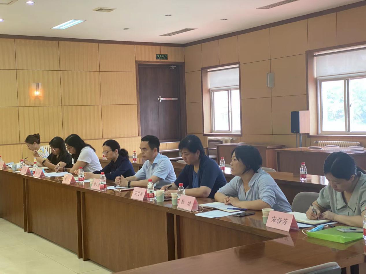 赴人口报社简讯照片-2